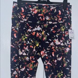 Alive Magnetic Print 7/8 Length Leggings